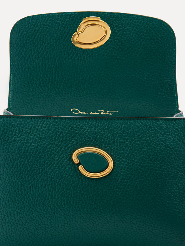 The Mini Poppy in Green with O closure Clasp. Zoom View