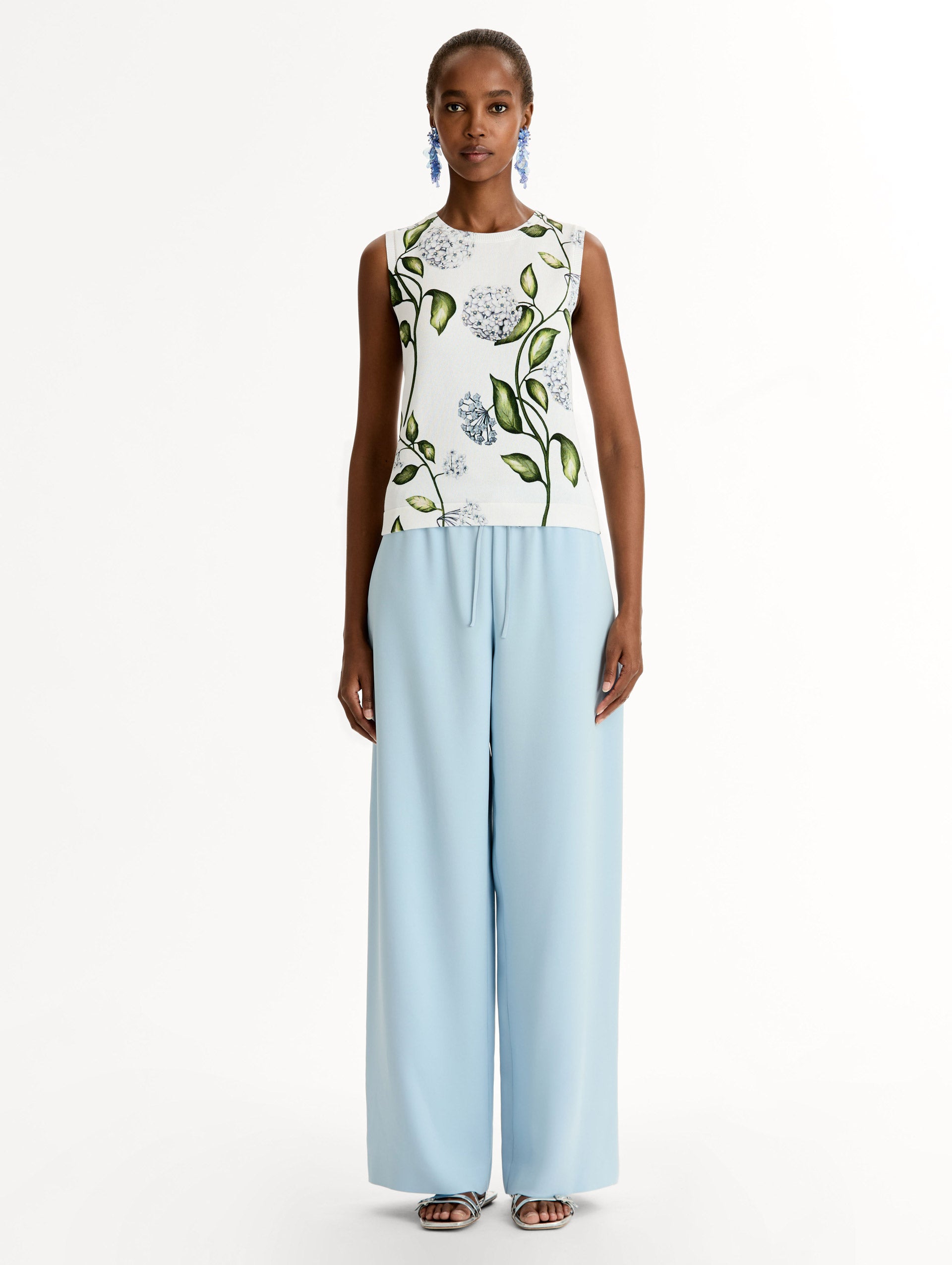 Classic ribbed-knit tank printed with the Porcelain Flower motif. Crew neckline and banded trim, sleeveless. Front View. 