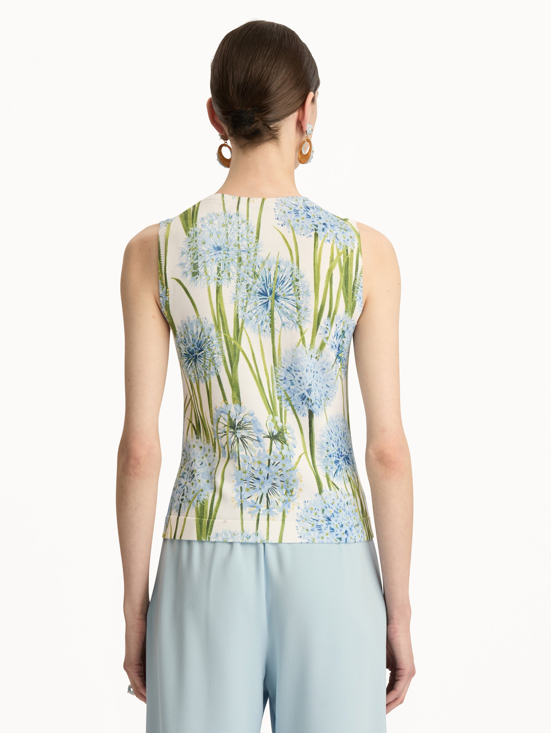 Ivory Allium Printed Tank with knit texture and blue and green floral motifs. Back View.