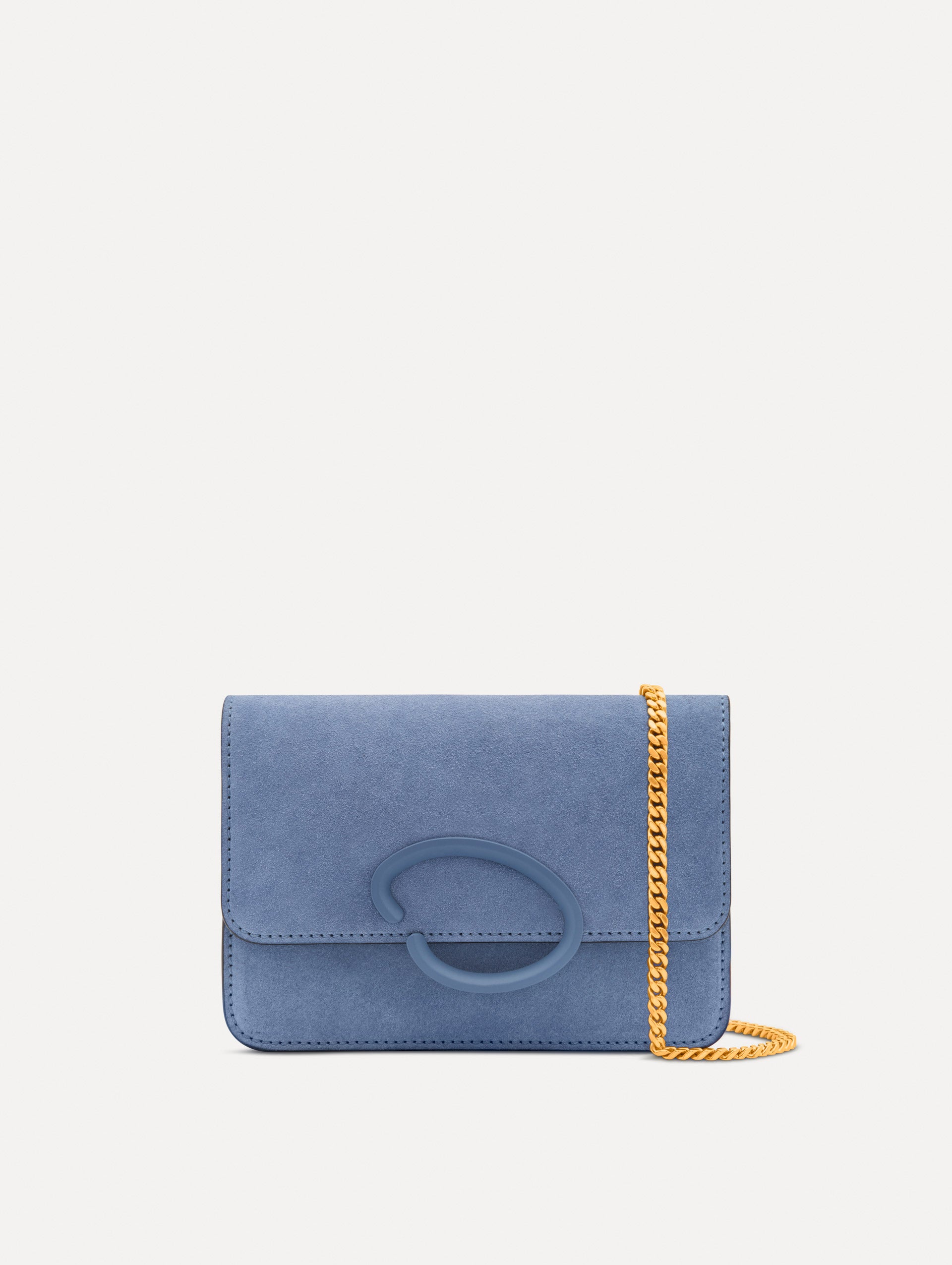 Blue O Pochette in Suede with gold strap and blue abstract O Clasp. Front View. 