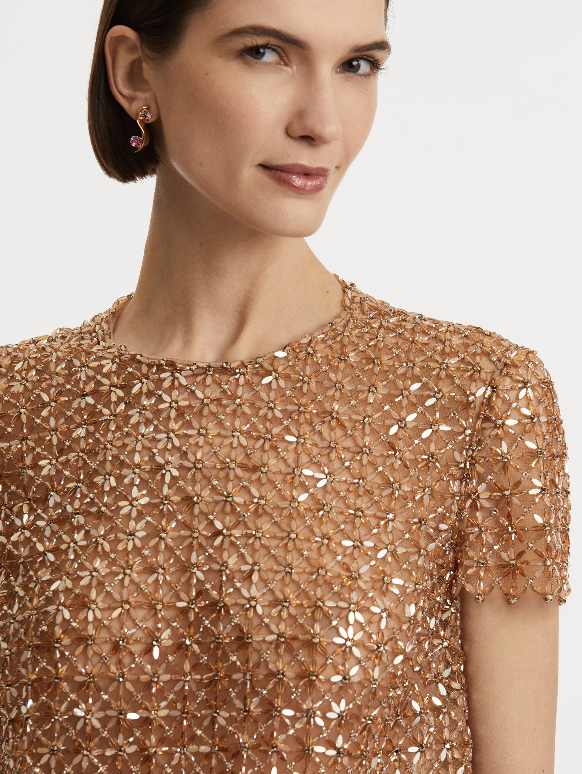 Zoomed in image of glass blooms in a grid pattern. 