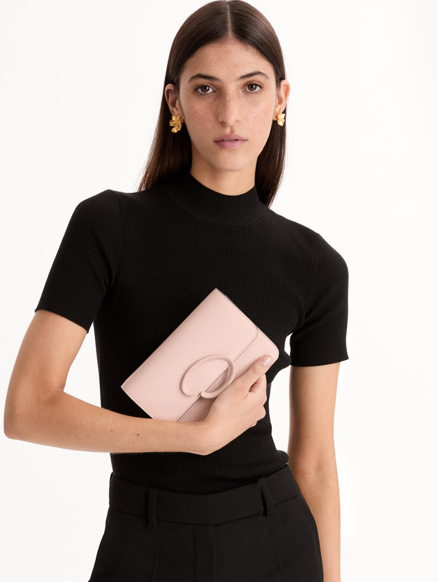 O Pochette Crossbody Bag in Blush with gold chain. Front View.