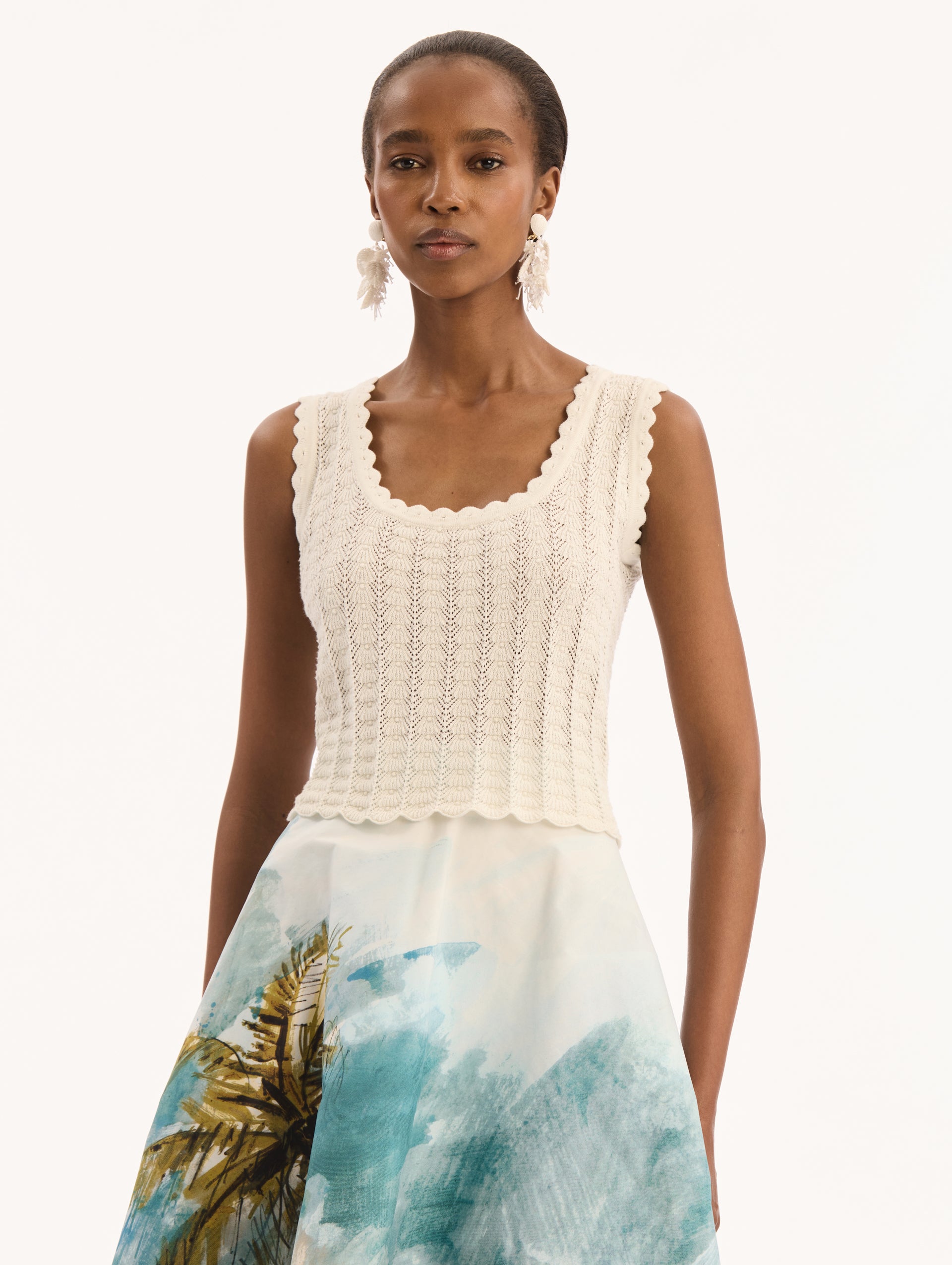 Scalloped Ivory Pointelle Weave Scoop Neck Tank Top. Front View. 