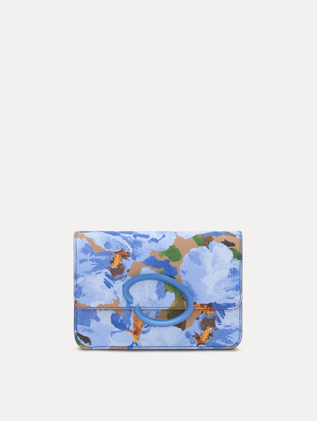 The model is carrying an iris printed saffiano O pochette. Side view.