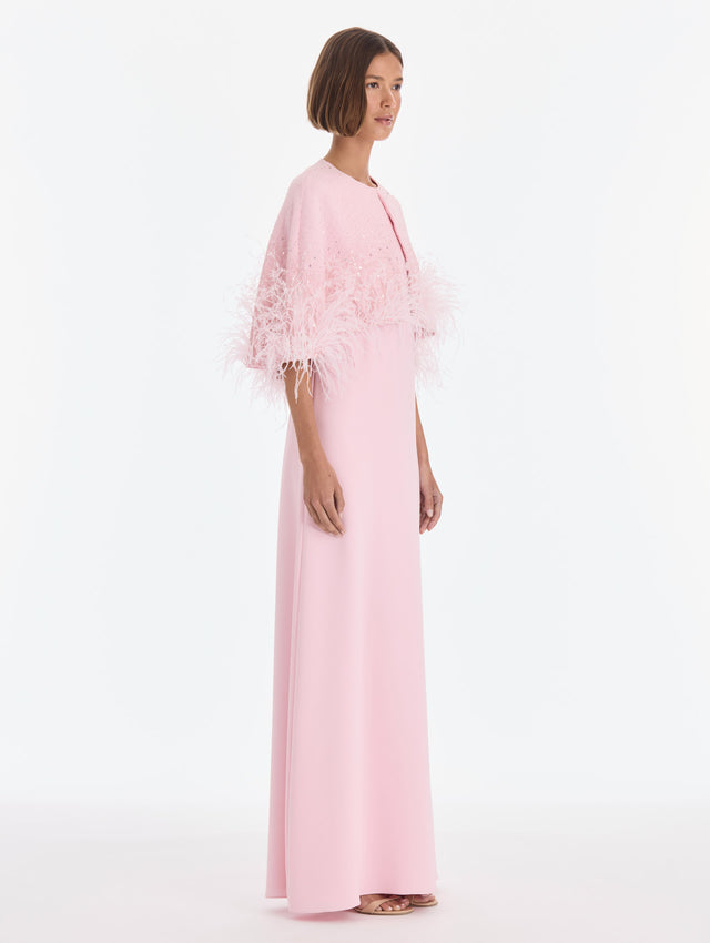 The model is wearing a cape mixed beaded embroidered caftan. Zoom view.