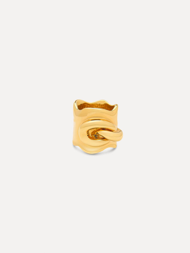O Knot Ring in Gold. Front View.