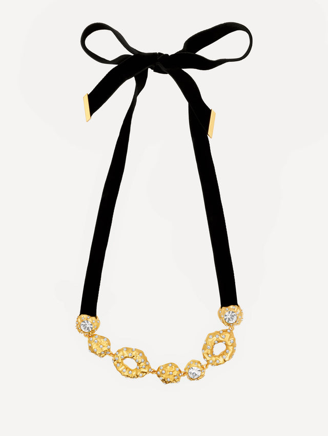 The Hammered Stone Velvet Necklace in Crystal.