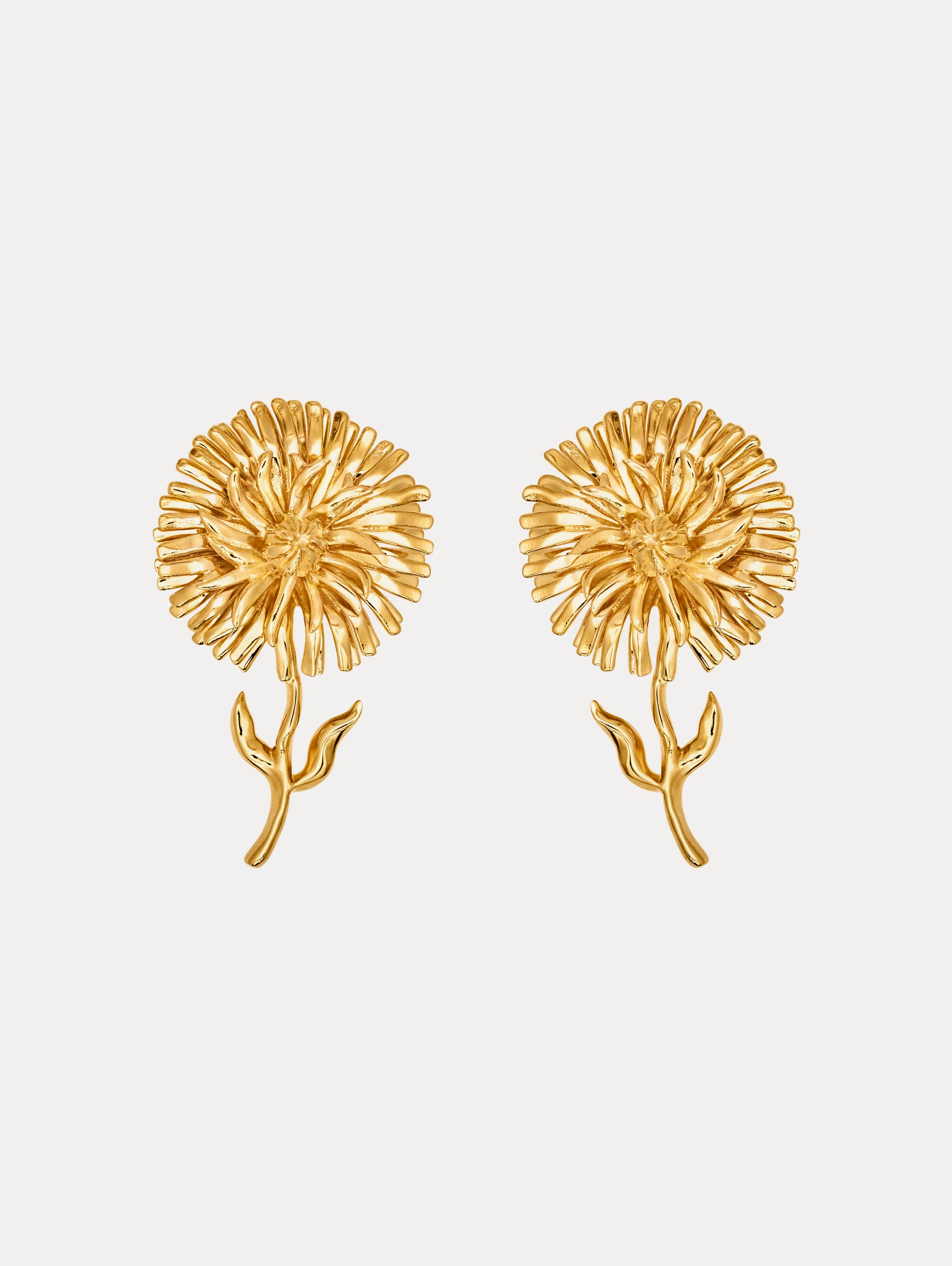 The Daisy Clip-On Earrings in Gold.