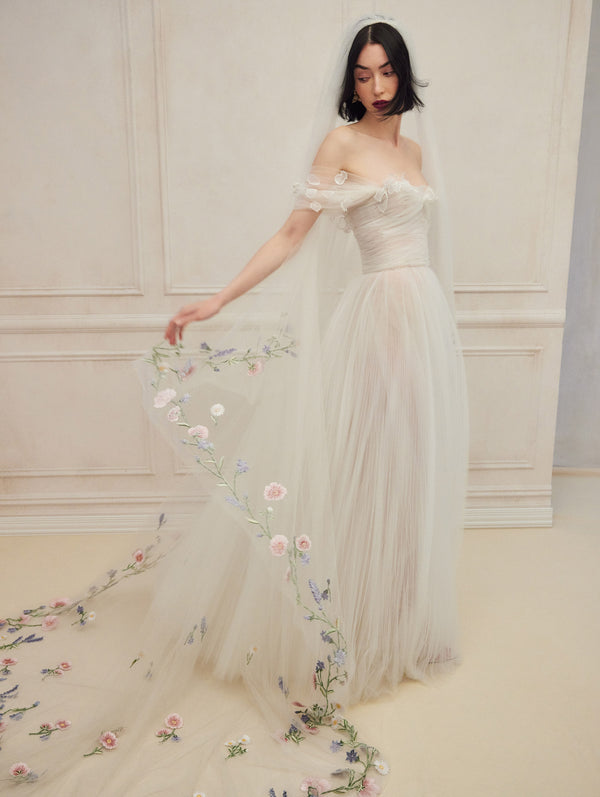 oscar de la renta off the shoulder wedding dress Oscar de la Renta, Spring 2020 (Look 5) Wedding Dress Save 65%