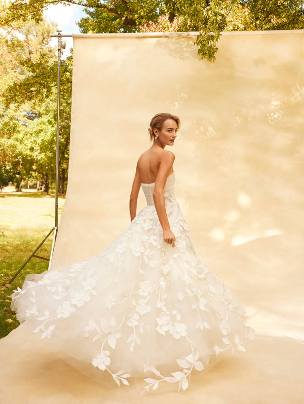 Bridal Fall 2025 Bridal Fall 2025