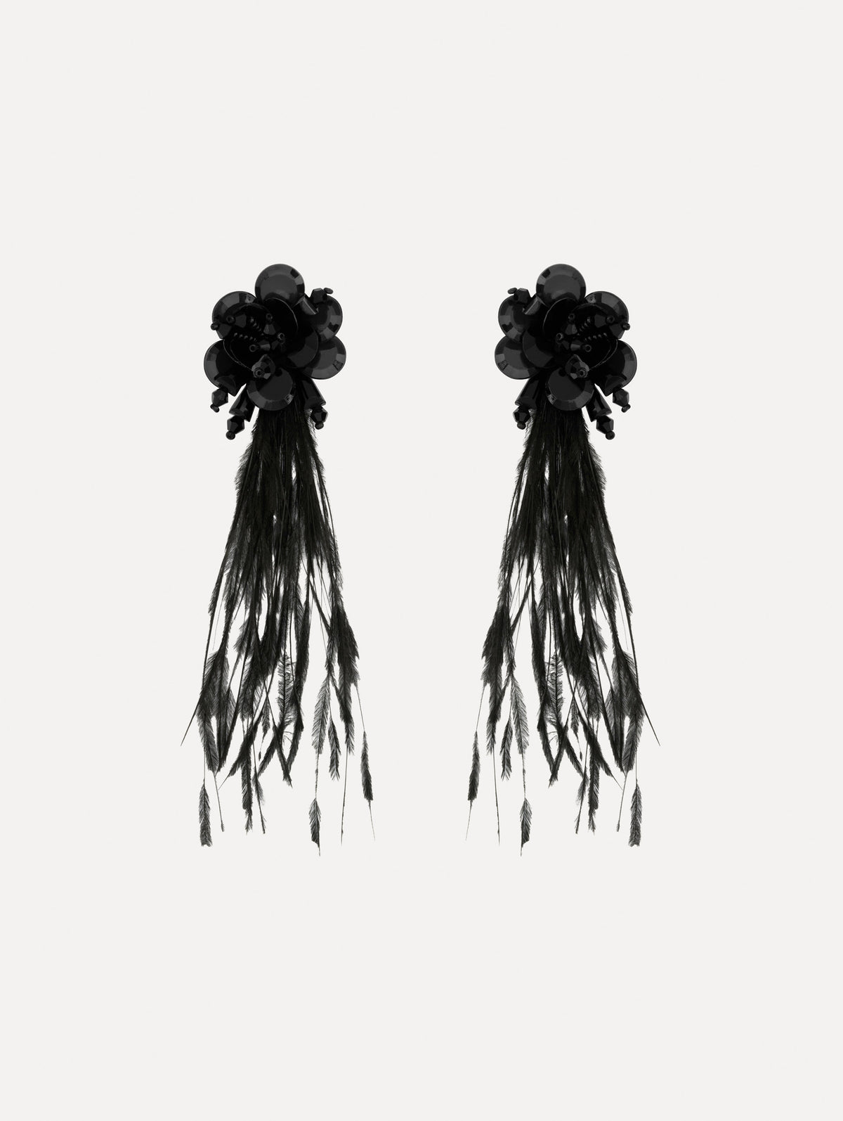The image depicts feather fringe earrings. Front view.