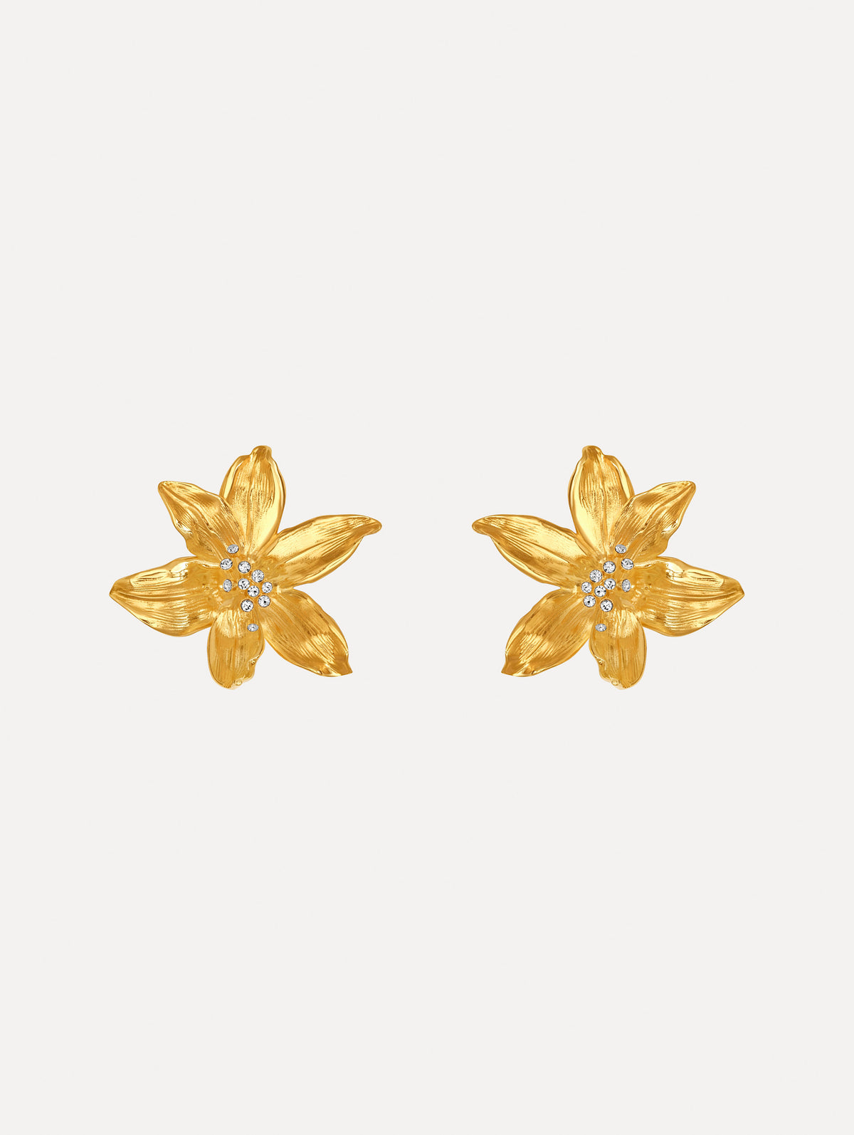 The image depicts lily flower earrings. Front view.